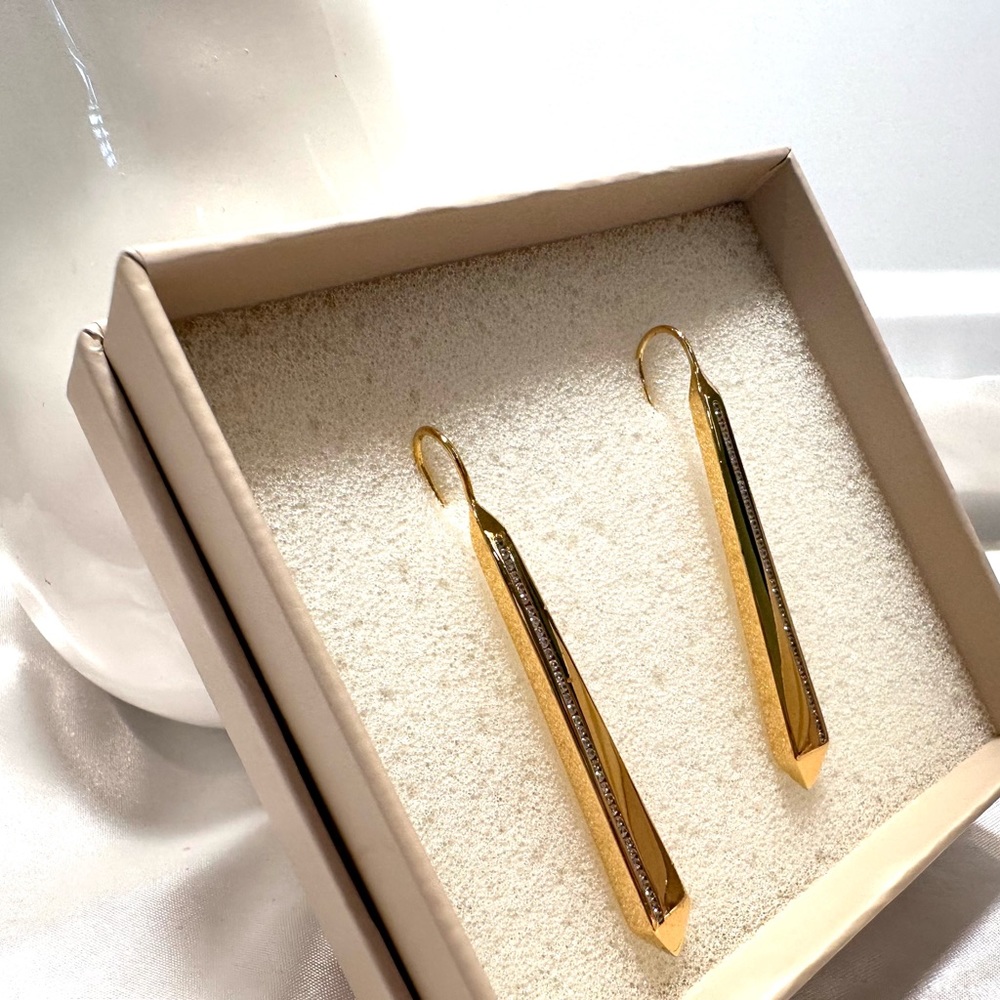 India Hicks High Stakes earrings